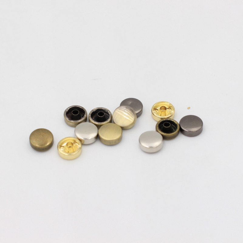 Iron domed rivet TB 36